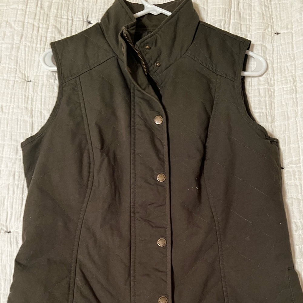 Magellan Vest